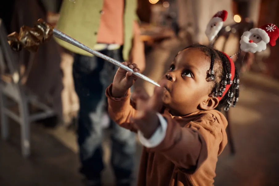 Expert babysitter tips for holidays and vacation. Learn to book early, prepare travel details, and ensure safe, stress-free care.